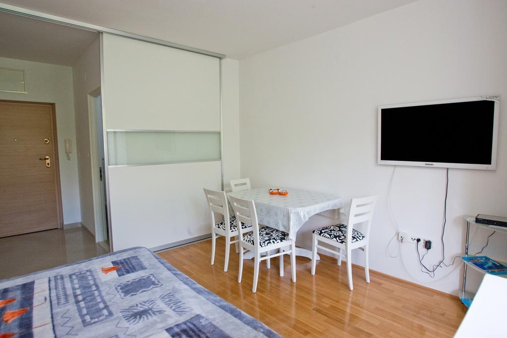 Apartment Busic In Split Exterior foto